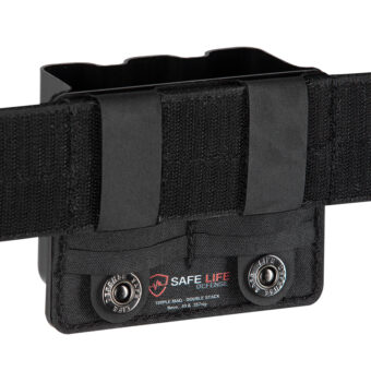 Triple_Mag_Pouch_B_With_Mag